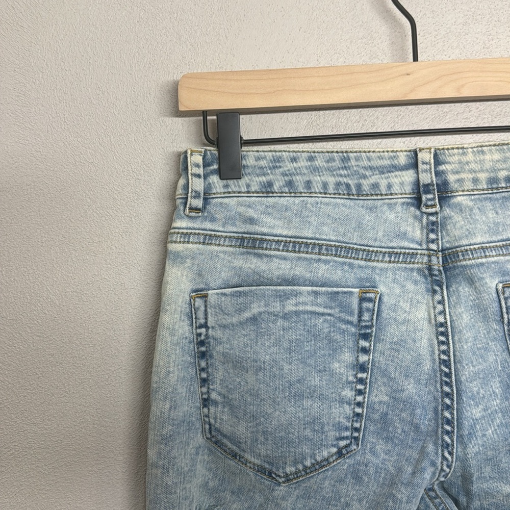 NWT Asos Distressed Jeans - 30 x 32 - Picture 7 of 7